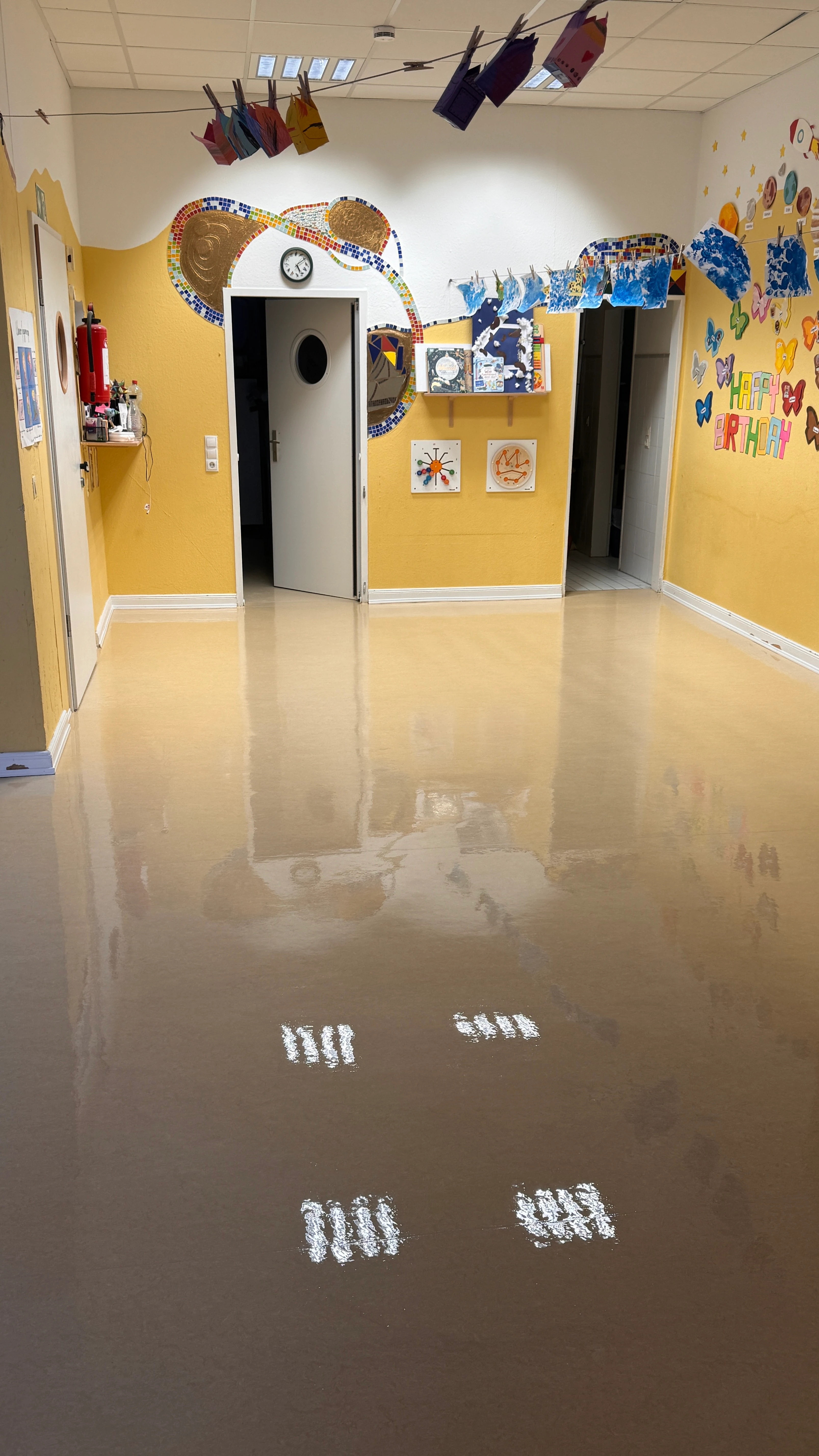 Kita Beschichtung Hochglanz Nachher Hamburg – KIELS. Gebäudeservice Hamburg